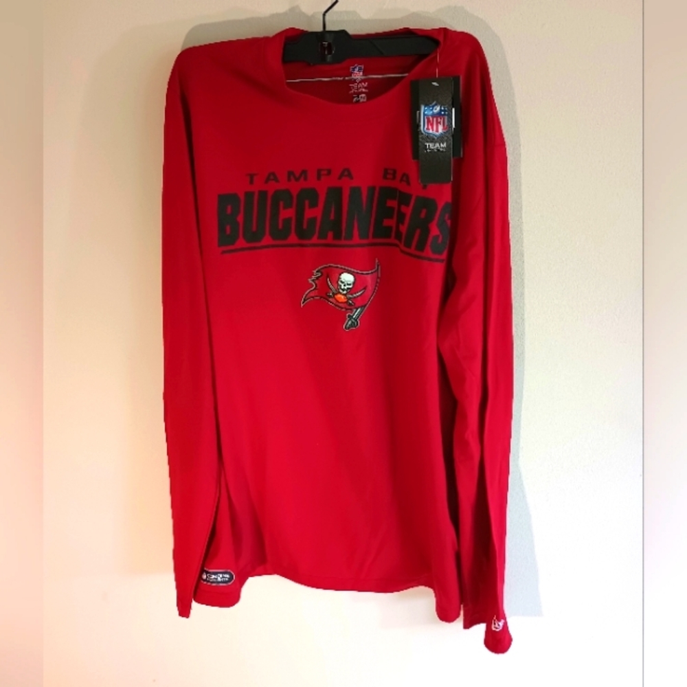 🆕 New Era NFL Tampa Bay Buccaneers Red Long Sleeve Tee Shirt Size Xlarge NWT